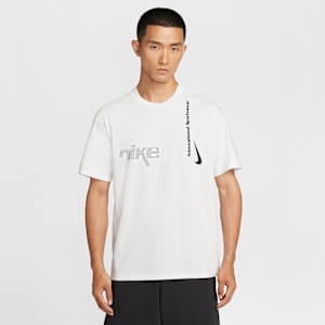 まき　NIKE　ランニング　テックニット　Tシャツ　Mサイズ Nike Sportswear Max90 T-Shirt. Nike ID